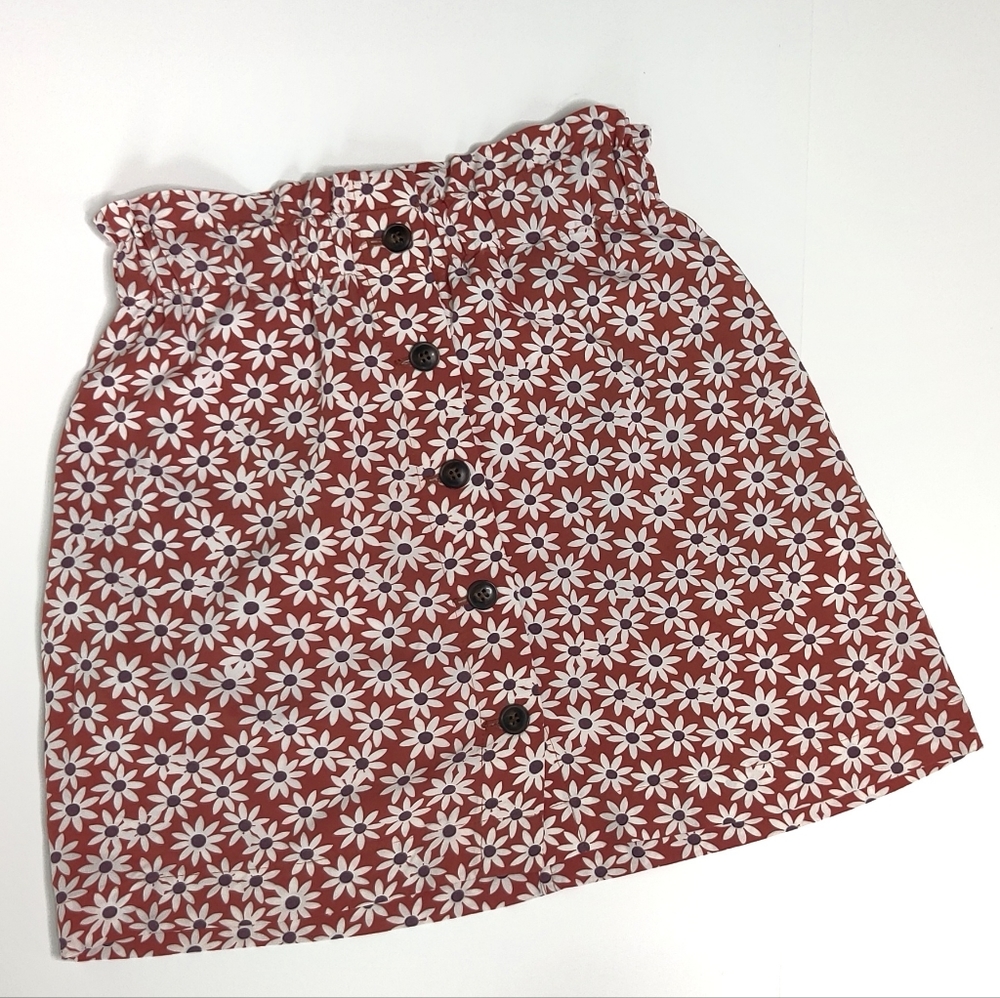 Paperbag Button-Front Mini Skirt in Falling Daisies